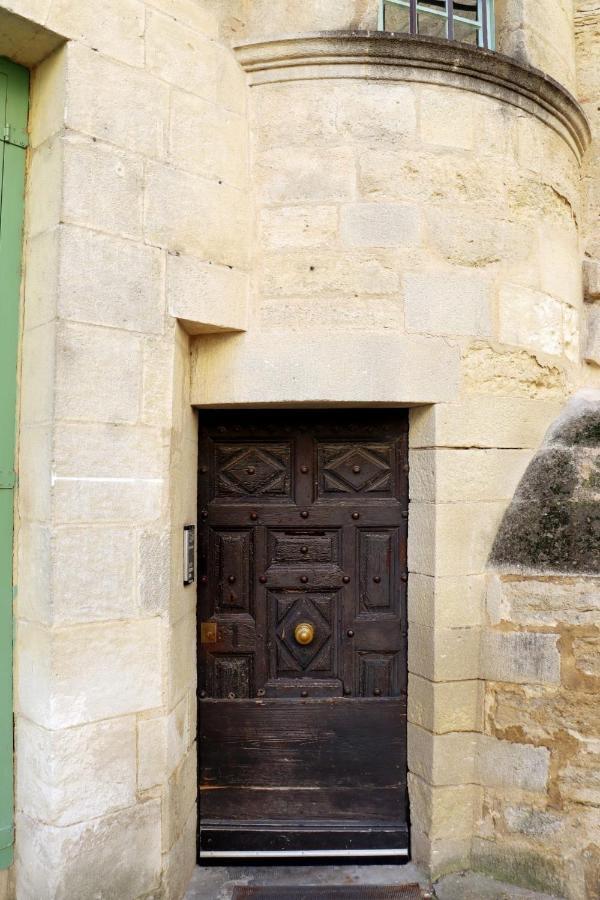 Uzes, Au Coeur Du Centre Medieval Le Logis Du Consul Un Bien D'Exception Du Xvieme Siecle Bagian luar foto